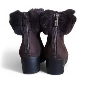 DKNY / Faux Suede Fake Fur Brown Winter Boots Size Women Seven US